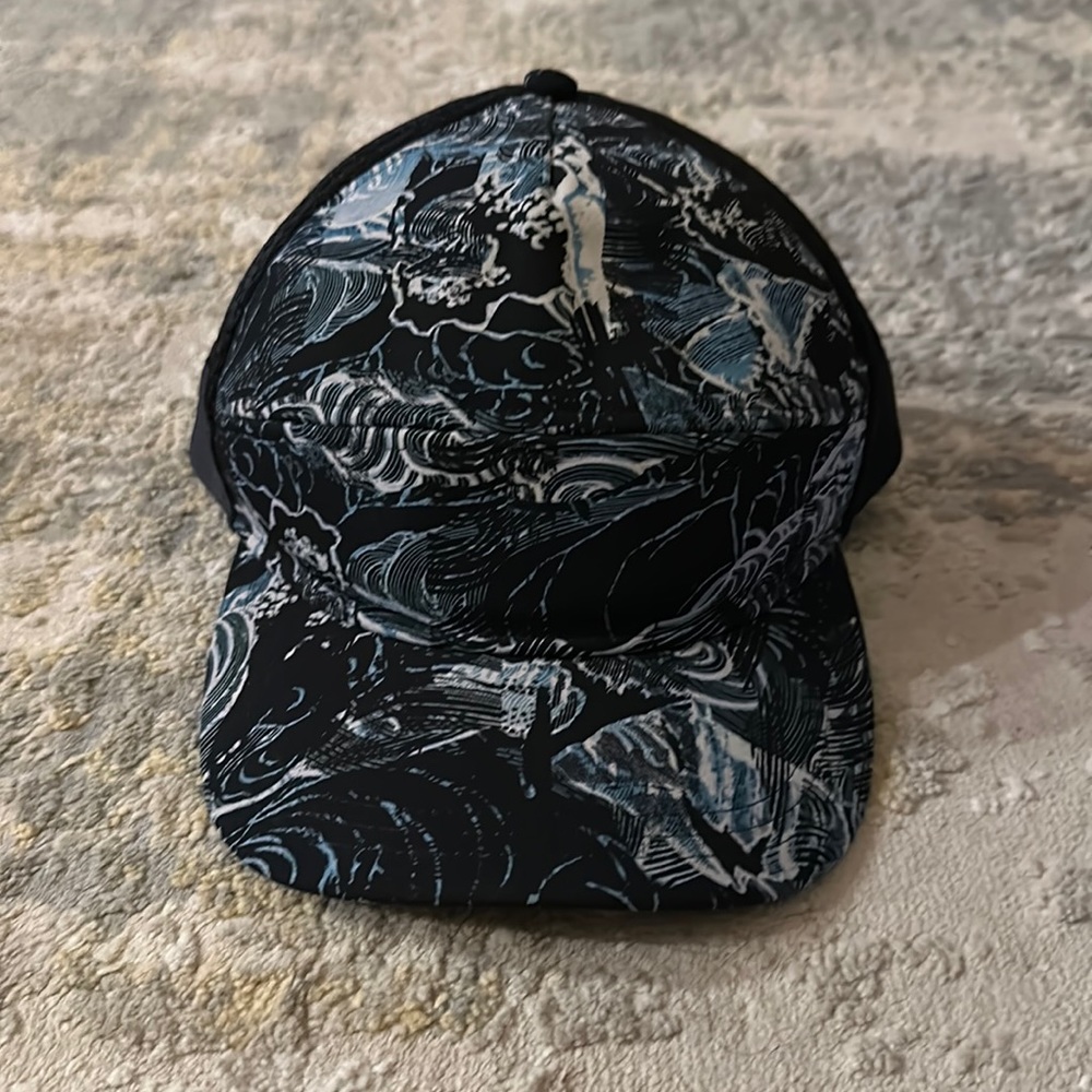Lululemon Athletica Cap